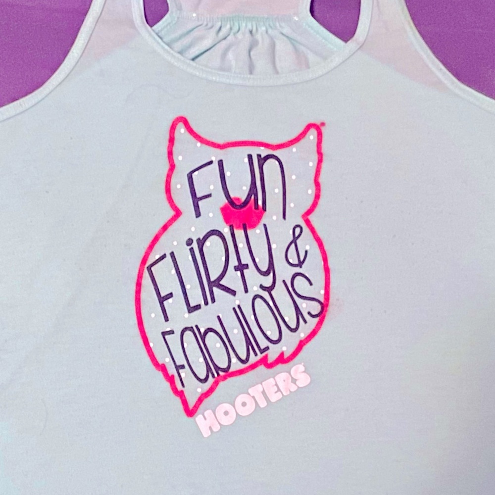 Hooters Razorback Tank Top - Picture 5 of 7